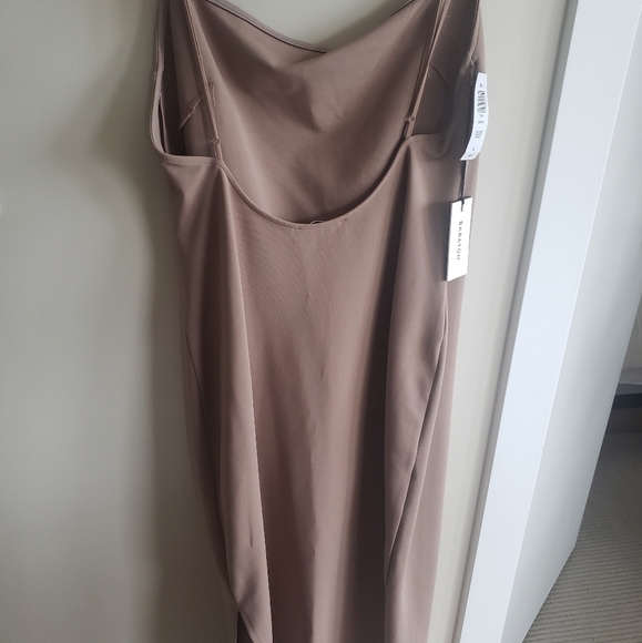 Aritzia Babaton Julius Dress - size M - Picture 4 of 6